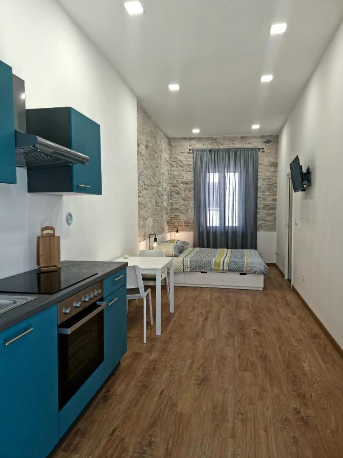 Central Studio Apartment PUY 외부 사진