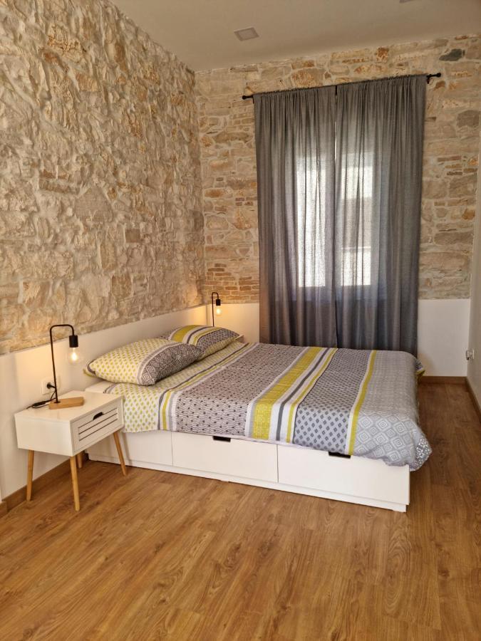 Central Studio Apartment PUY 외부 사진